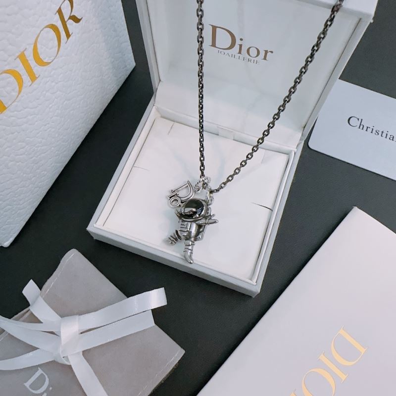 Christian Dior Necklaces